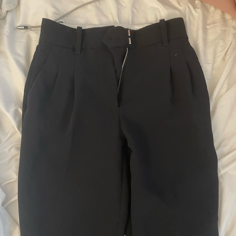 Aritzia effortless pants black